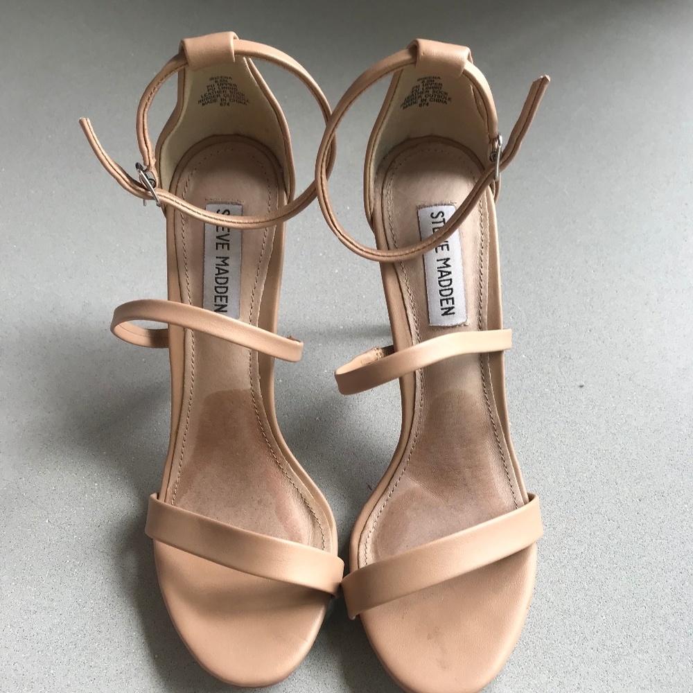 Steve Madden Nude Heels